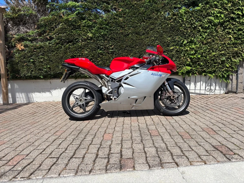 2000 MV Agusta F4 - Image 22 of 30