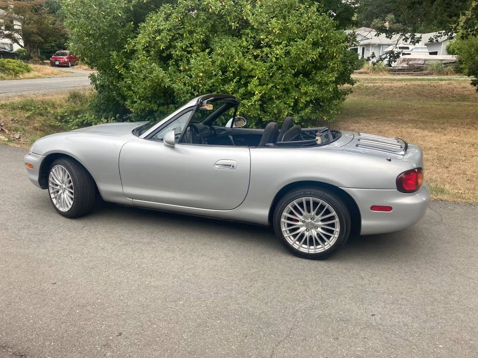 2000 Mazda NB MX-5 Miata - Image 4 of 5