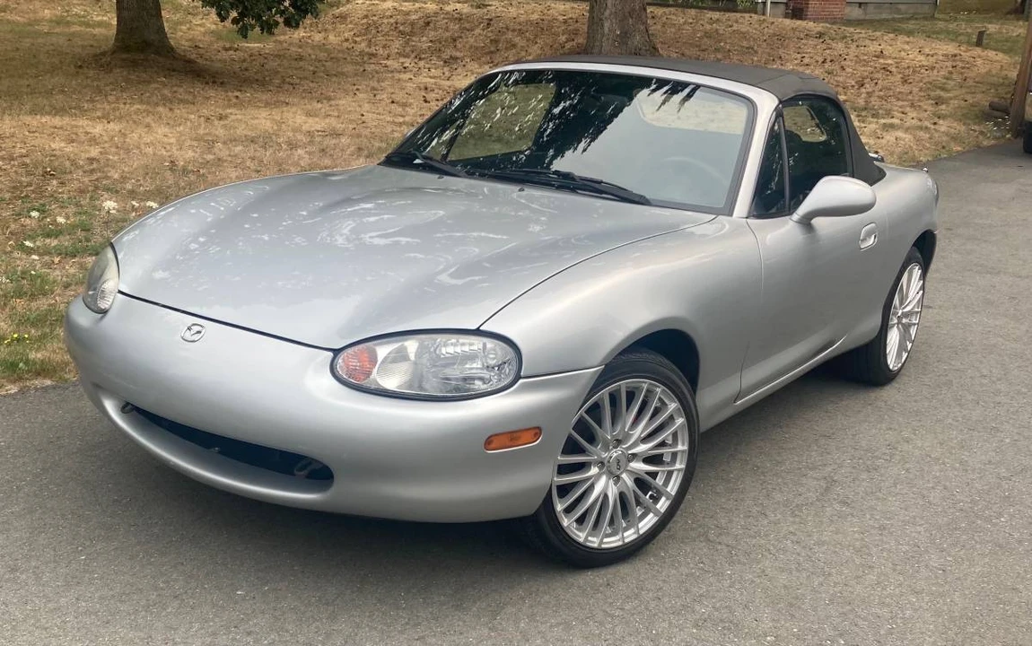 2000 Mazda NB MX-5 Miata - Image 3 of 5