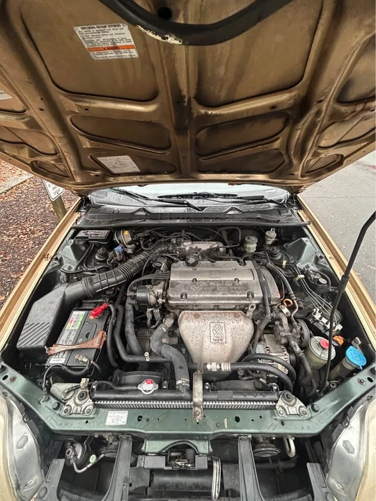 2000 Honda Prelude 5th Gen - Image 6 of 8