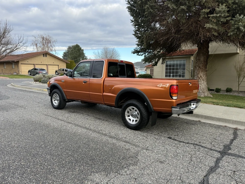 2000 Mazda B Series 5th Gen - Image 3 of 21
