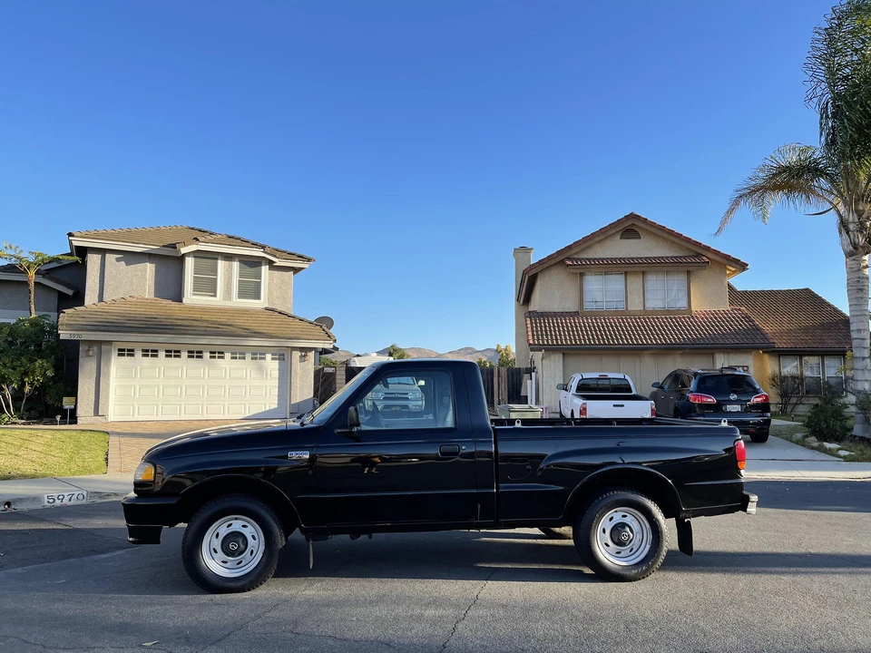 2000 Mazda B Series 5th Gen - Image 3 of 31