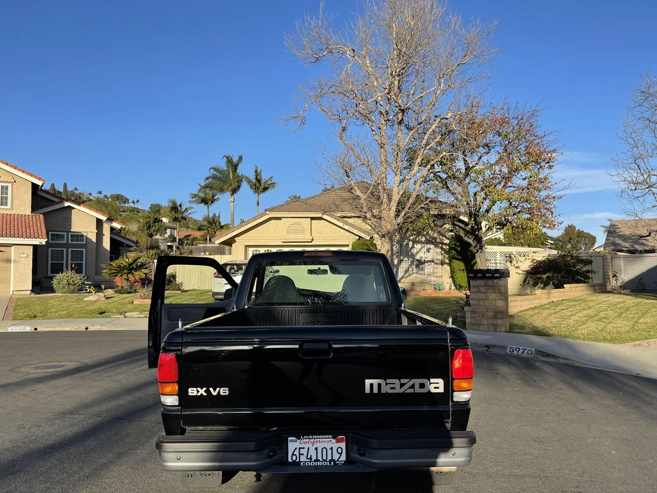 2000 Mazda B Series 5th Gen - Image 5 of 31