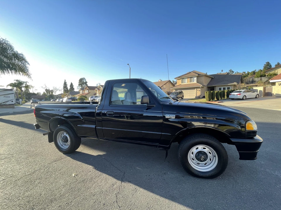 2000 Mazda B Series 5th Gen - Image 4 of 31