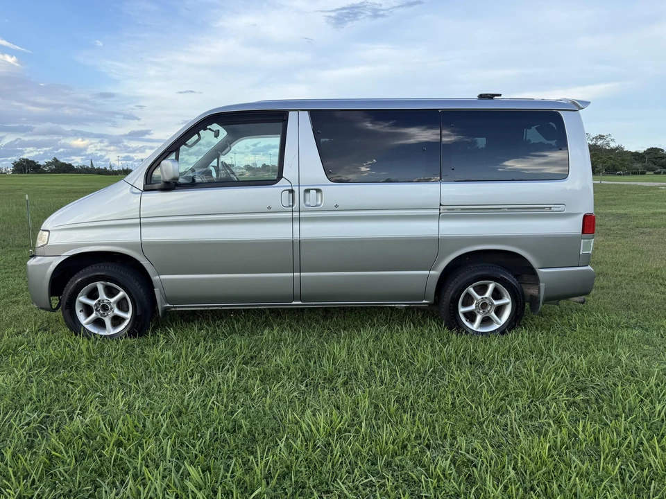 2000 Mazda Bongo 4th Gen - Image 14 of 31