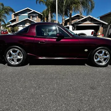 2000 Mazda MX-5 Miata RF 100th Anniversary Special Edition