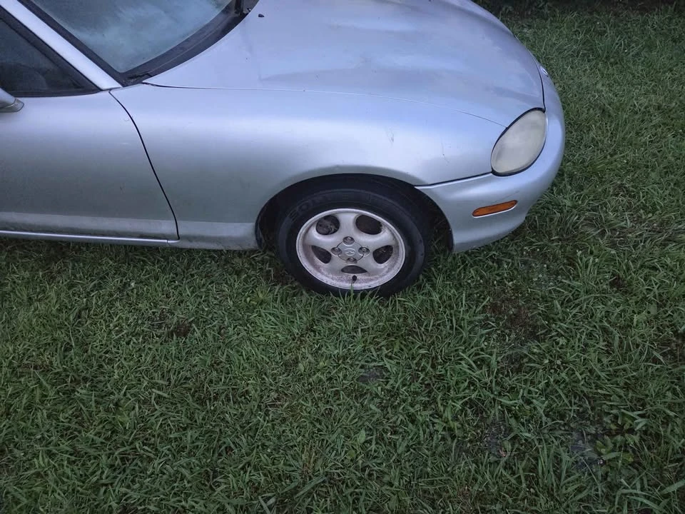 2000 Mazda NB MX-5 Miata - Image 2 of 7