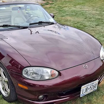 2000 Mazda MX-5 Miata Club Convertible 2D