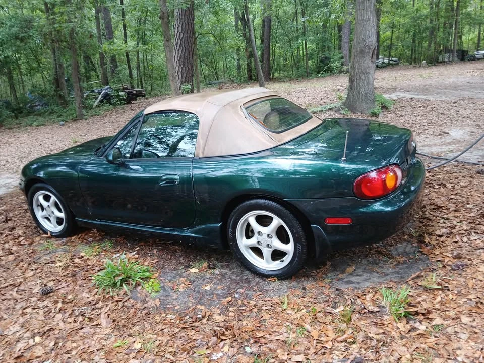 2000 Mazda NB MX-5 Miata - Image 2 of 4