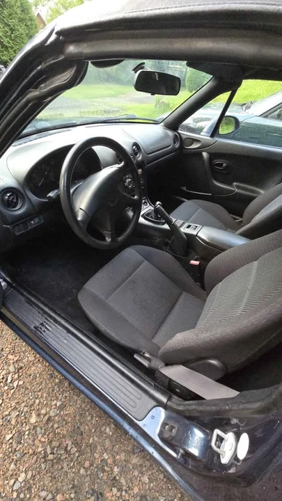 2000 Mazda NB MX-5 Miata - Image 6 of 6
