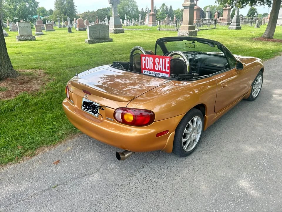 2000 Mazda NB MX-5 Miata - Image 2 of 6