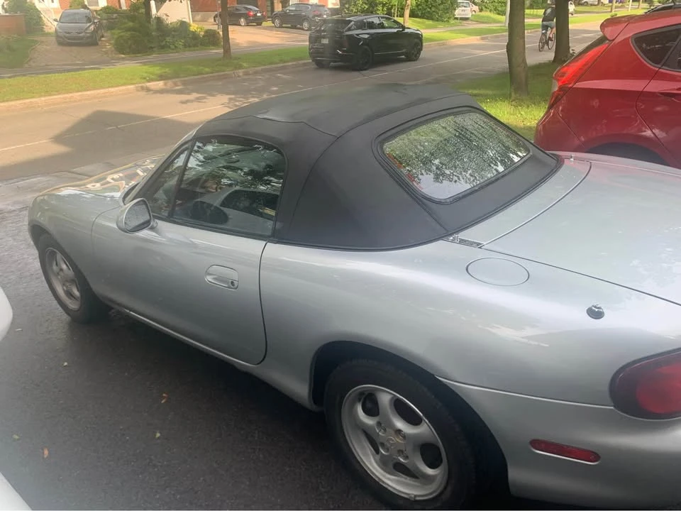 2000 Mazda NB MX-5 Miata - Image 6 of 10
