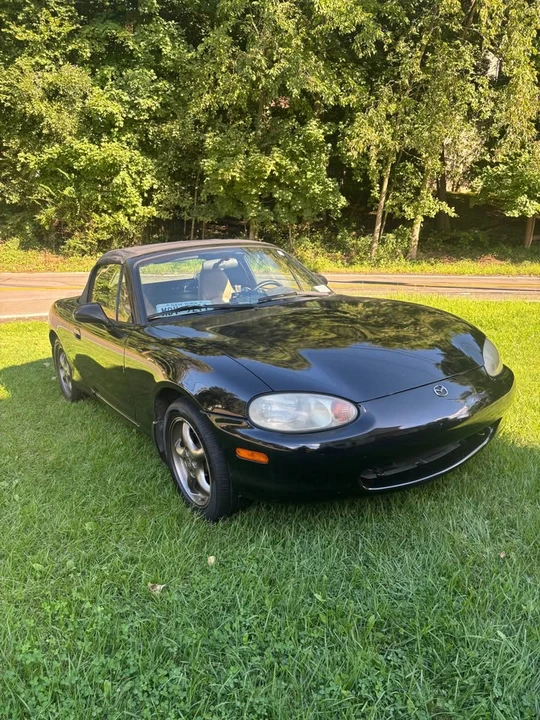 2000 Mazda NB MX-5 Miata - Image 6 of 14