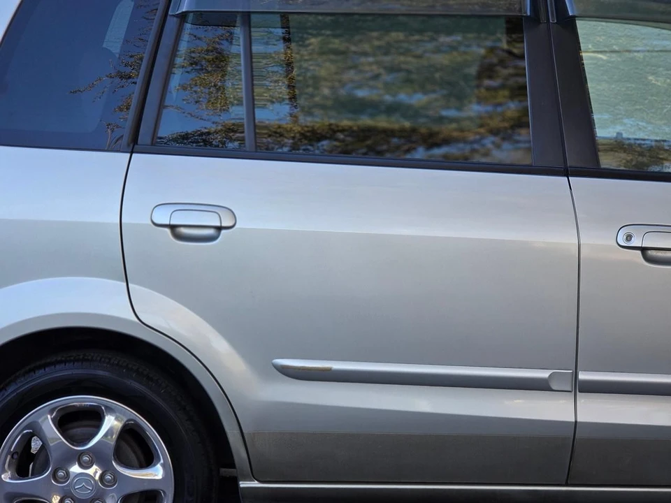 2000 Mazda Mazda 5 - Image 17 of 21