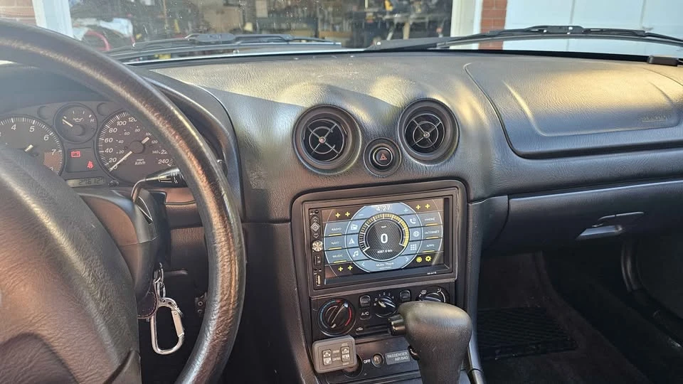 2000 Mazda NB MX-5 Miata - Image 12 of 18