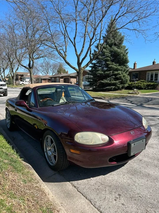 2000 Mazda NB MX-5 Miata - Image 2 of 7