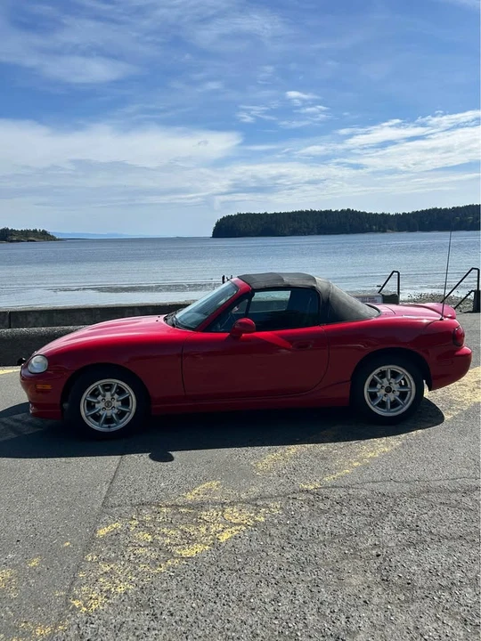 2000 Mazda NB MX-5 Miata - Image 7 of 17