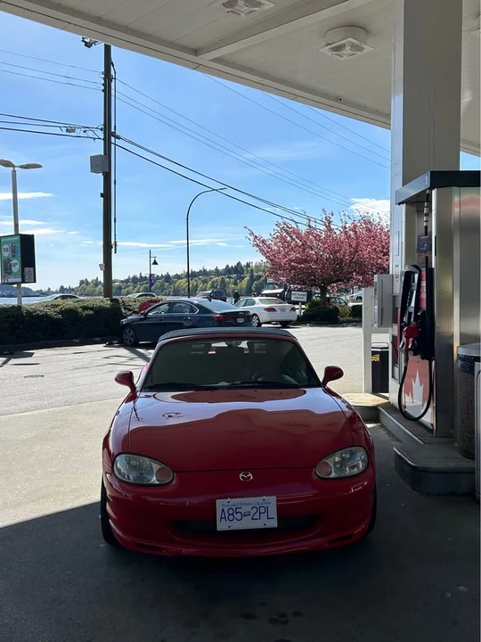 2000 Mazda NB MX-5 Miata - Image 9 of 20