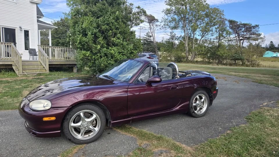 2000 Mazda NB MX-5 Miata - Image 5 of 7