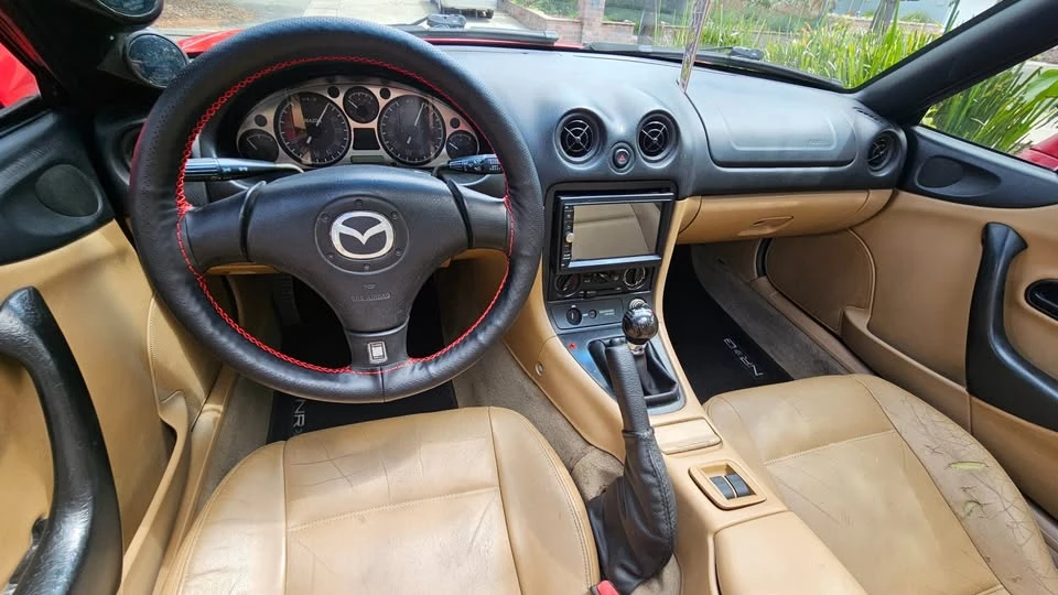 2000 Mazda NB MX-5 Miata - Image 6 of 10
