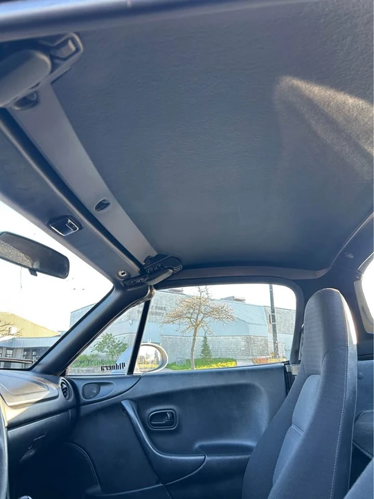 2000 Mazda NB MX-5 Miata - Image 9 of 9