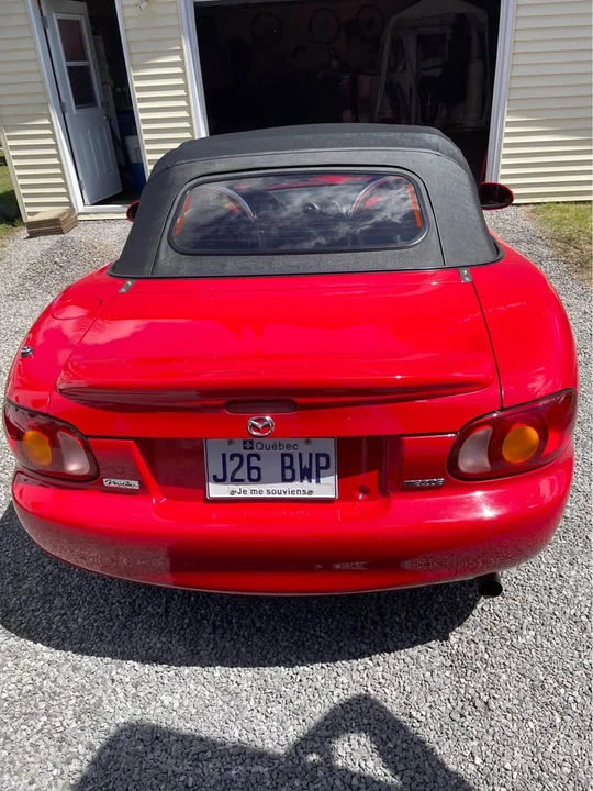 2000 Mazda NB MX-5 Miata - Image 8 of 8