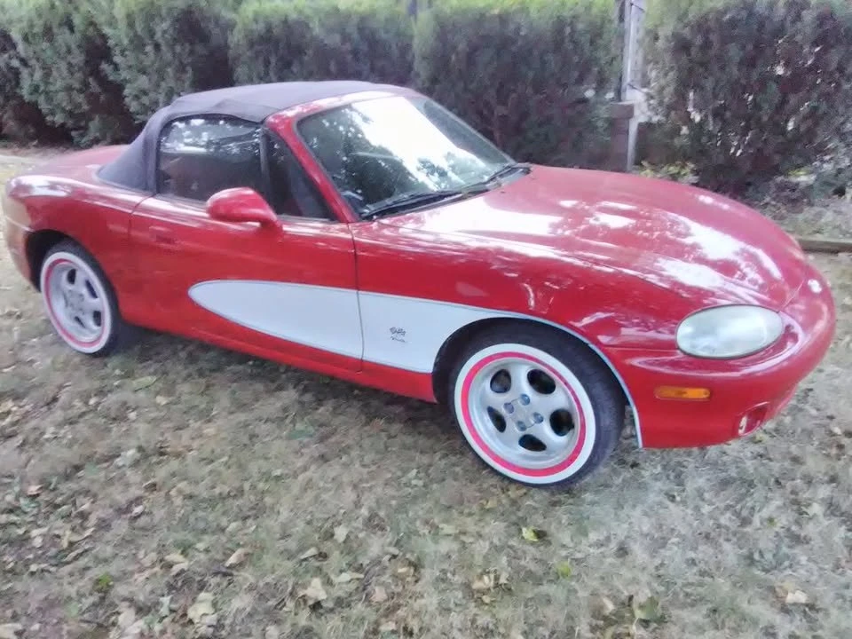 2000 Mazda NB MX-5 Miata - Image 9 of 20