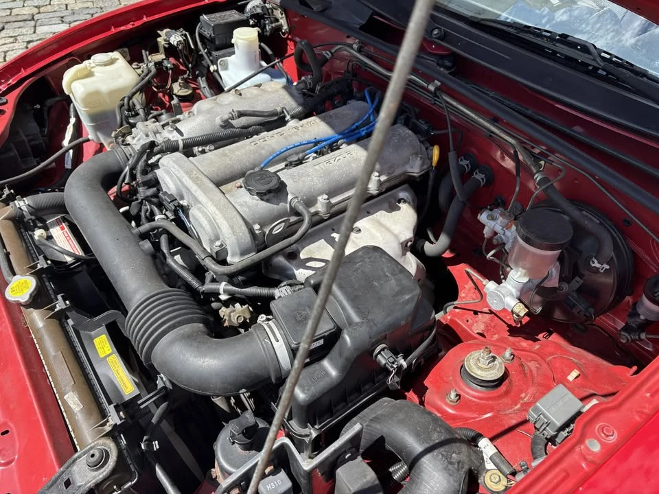 2000 Mazda NB MX-5 Miata - Image 18 of 20