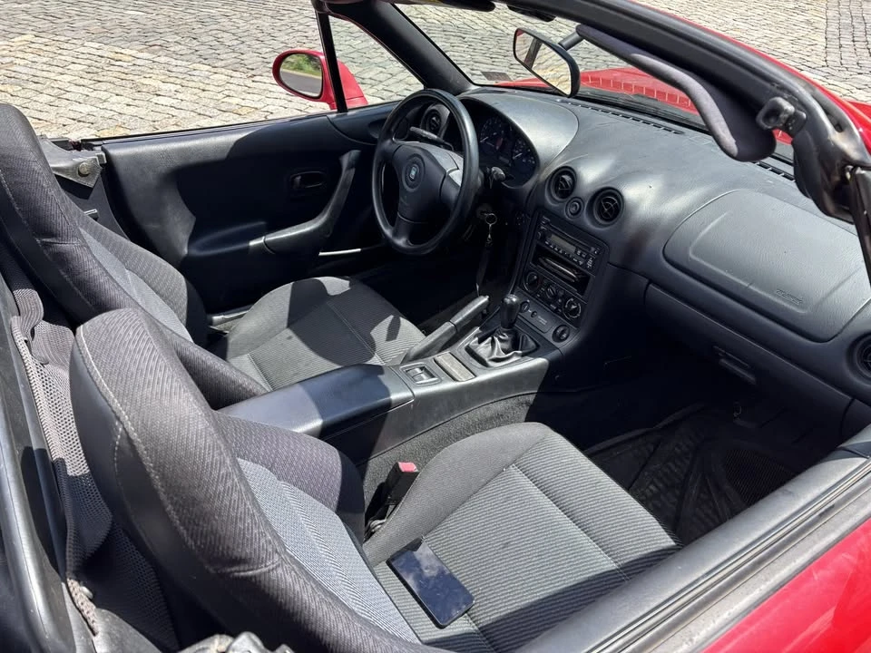 2000 Mazda NB MX-5 Miata - Image 12 of 20
