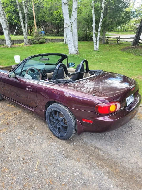 2000 Mazda NB MX-5 Miata - Image 4 of 12
