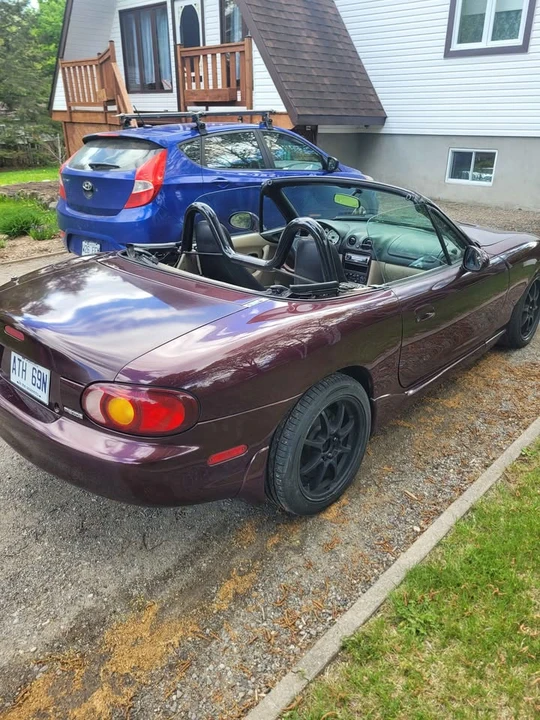 2000 Mazda NB MX-5 Miata - Image 6 of 12