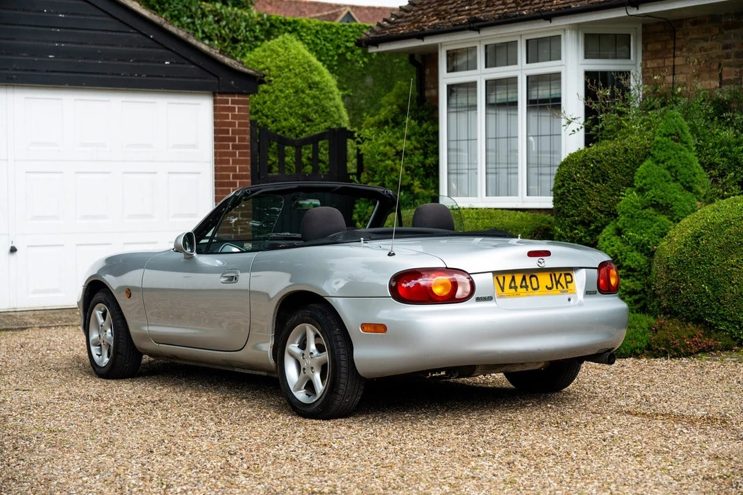 2000 Mazda NB MX-5 Miata - Image 6 of 30