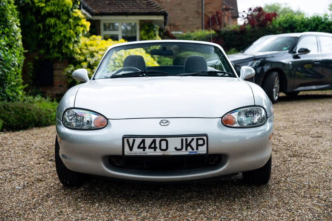 2000 Mazda NB MX-5 Miata - Image 13 of 30