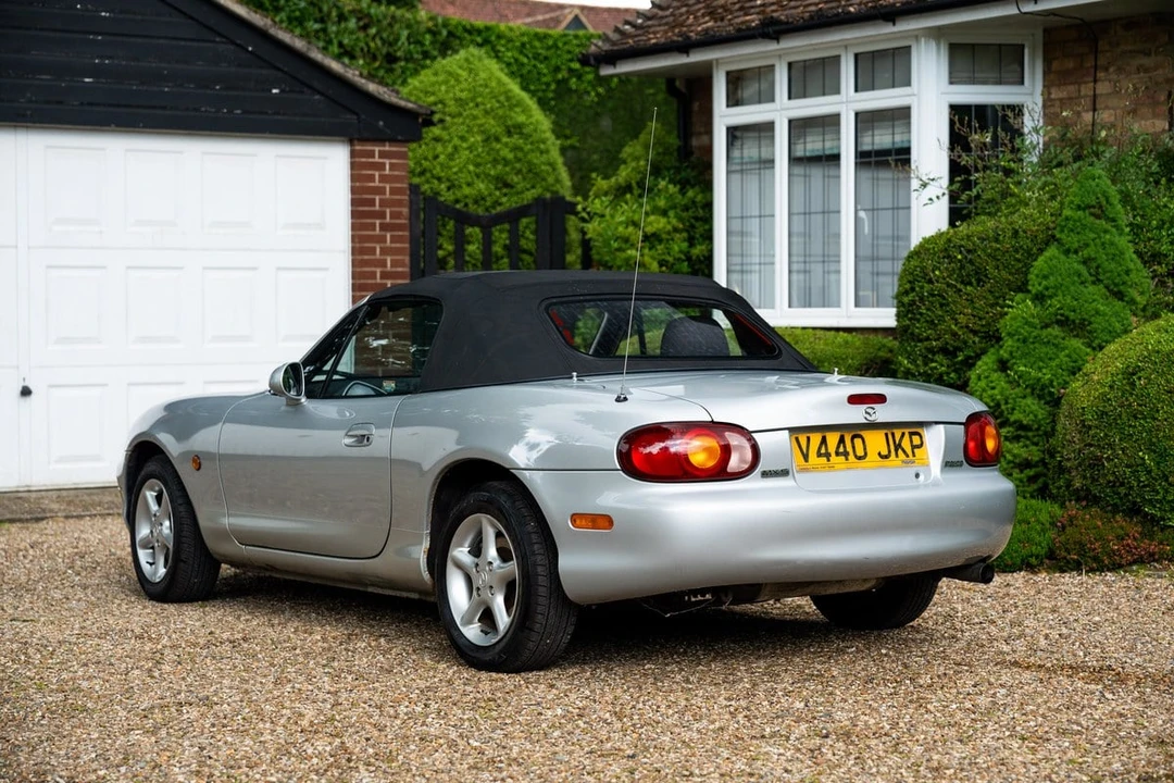 2000 Mazda NB MX-5 Miata - Image 24 of 30
