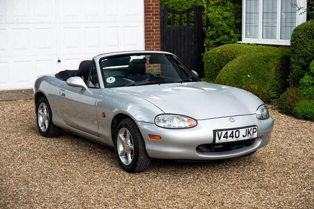 2000 Mazda NB MX-5 Miata - Image 16 of 30
