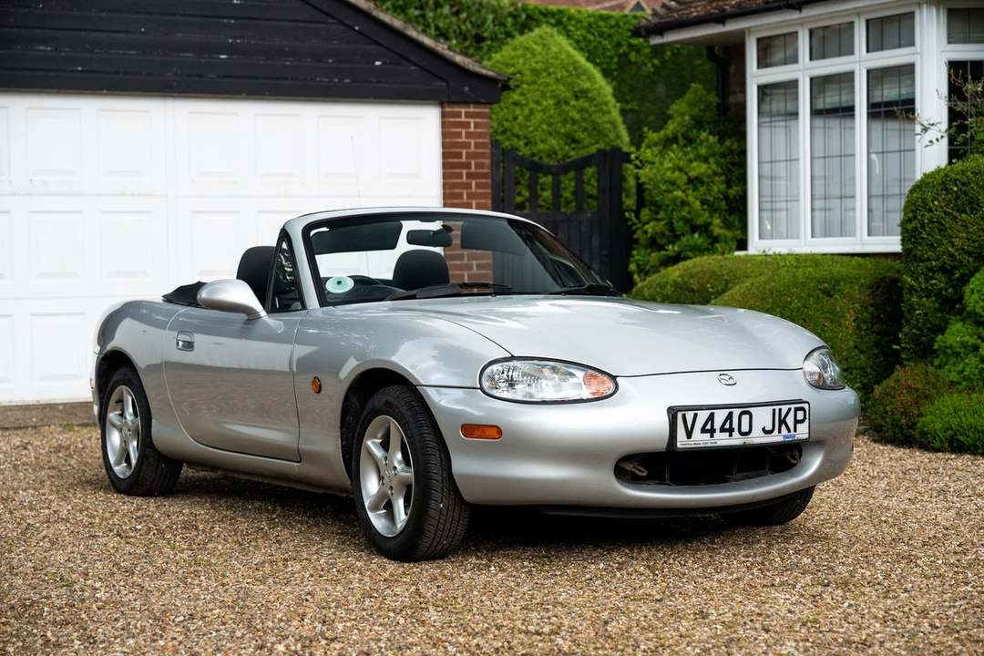 2000 Mazda NB MX-5 Miata - Image 17 of 30