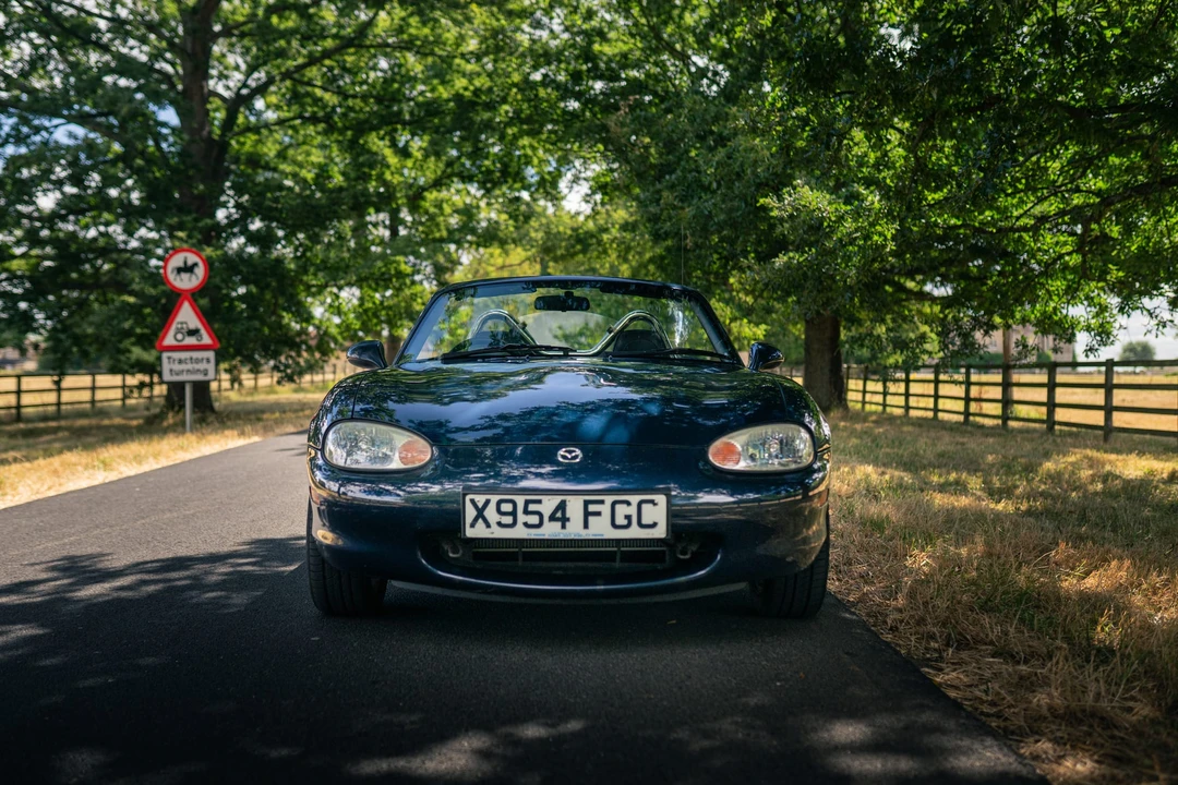 2000 Mazda NB MX-5 Miata - Image 8 of 31