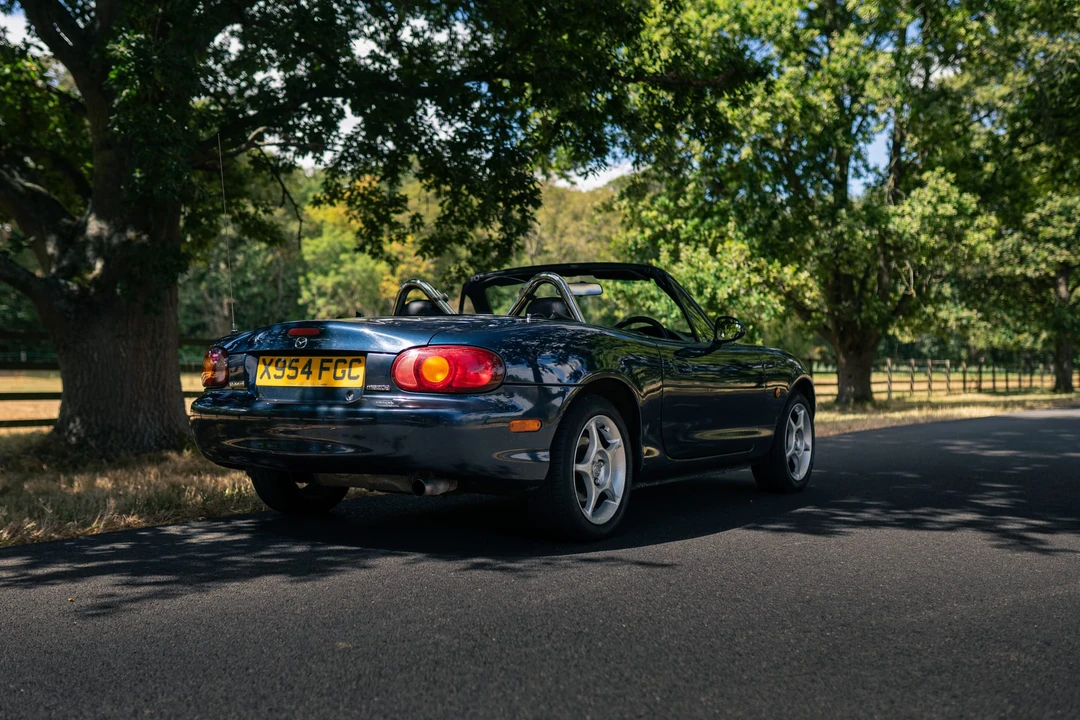 2000 Mazda NB MX-5 Miata - Image 18 of 31