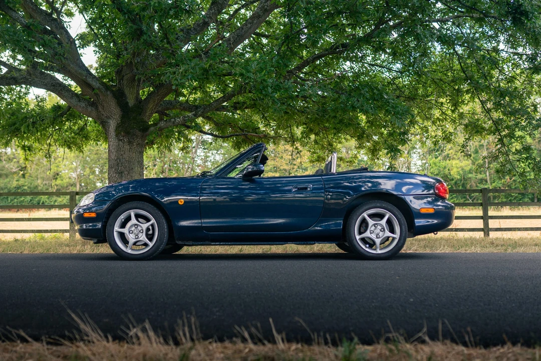 2000 Mazda NB MX-5 Miata - Image 28 of 31