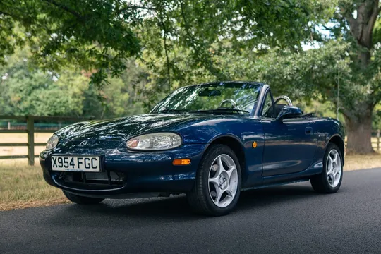 2000 Mazda MX-5 5-Speed