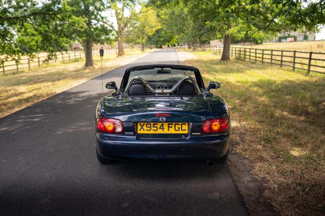 2000 Mazda NB MX-5 Miata - Image 24 of 31