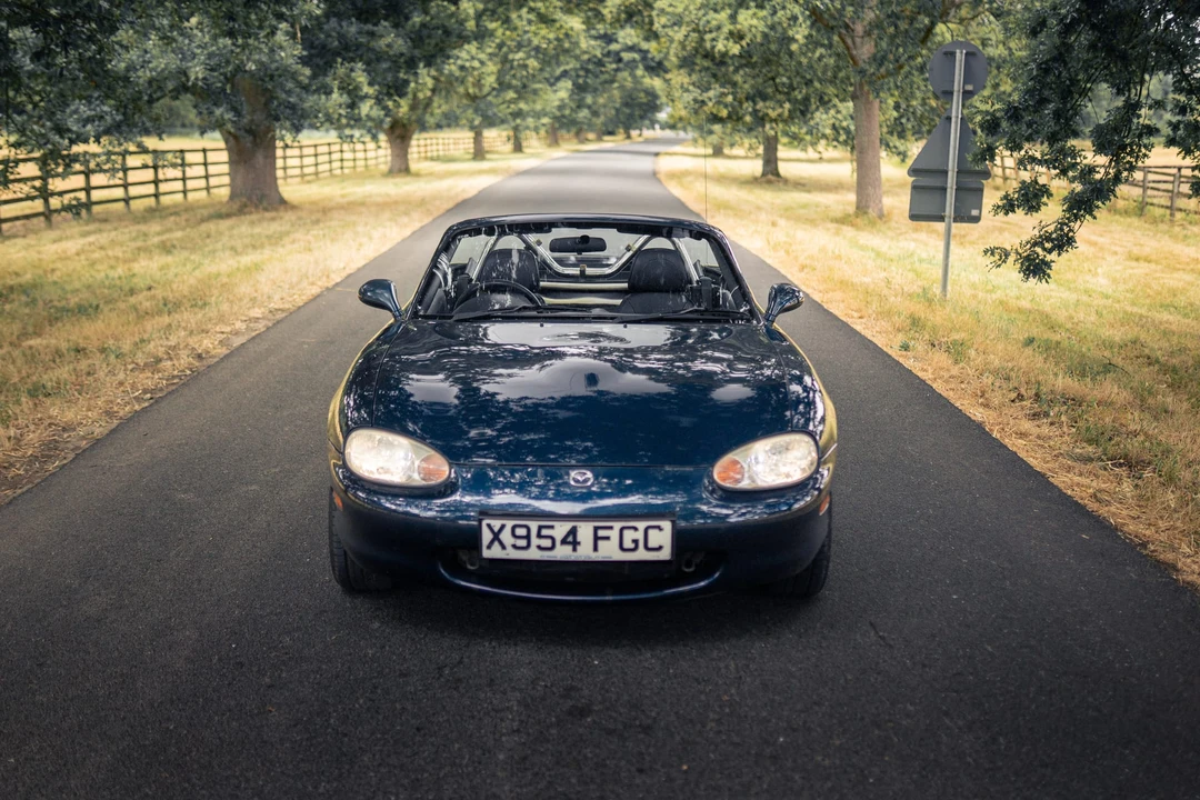 2000 Mazda NB MX-5 Miata - Image 10 of 31