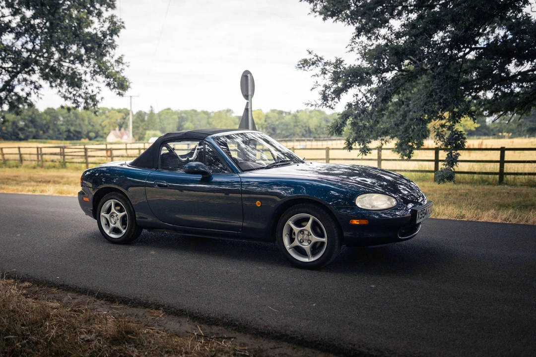 2000 Mazda NB MX-5 Miata - Image 14 of 31
