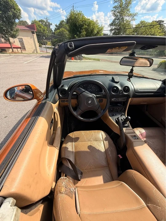 2000 Mazda NB MX-5 Miata - Image 7 of 13