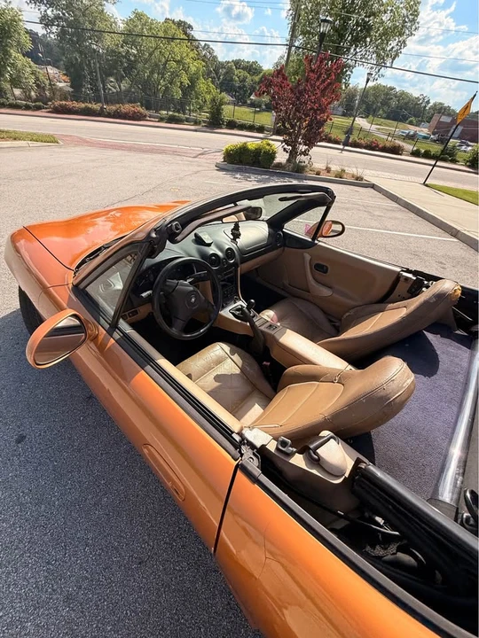 2000 Mazda NB MX-5 Miata - Image 6 of 13