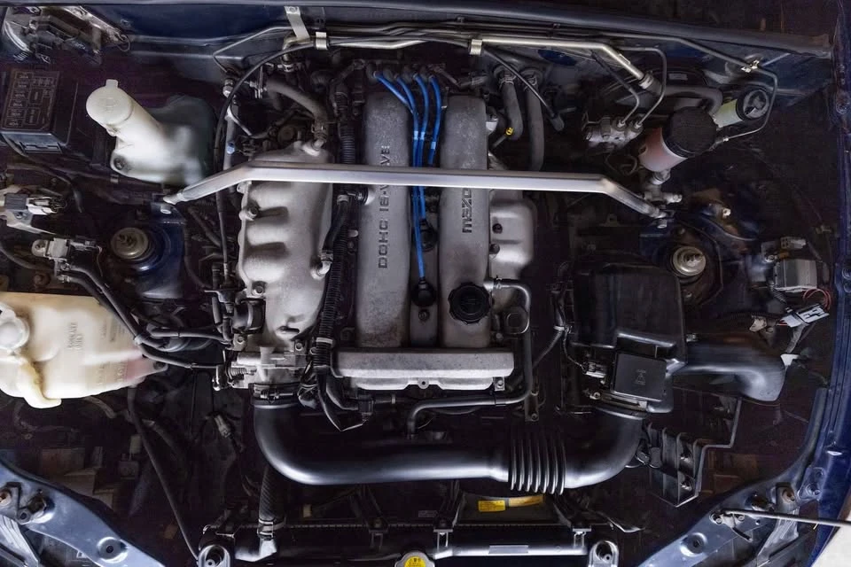 2000 Mazda NB MX-5 Miata - Image 13 of 20