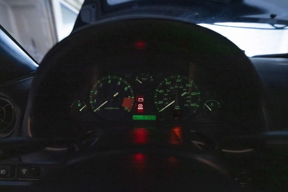 2000 Mazda NB MX-5 Miata - Image 18 of 20
