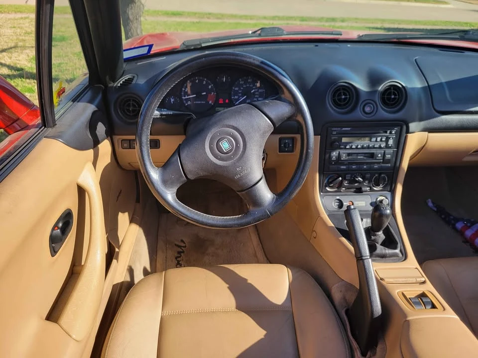 2000 Mazda NB MX-5 Miata - Image 12 of 20