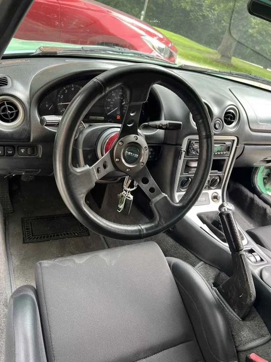 2000 Mazda NB MX-5 Miata - Image 4 of 9