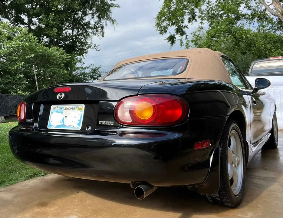 2000 Mazda NB MX-5 Miata - Image 4 of 9
